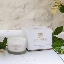 Load image into Gallery viewer, Rathbornes White pepper, honeysuckle and vertivert scented candle.
